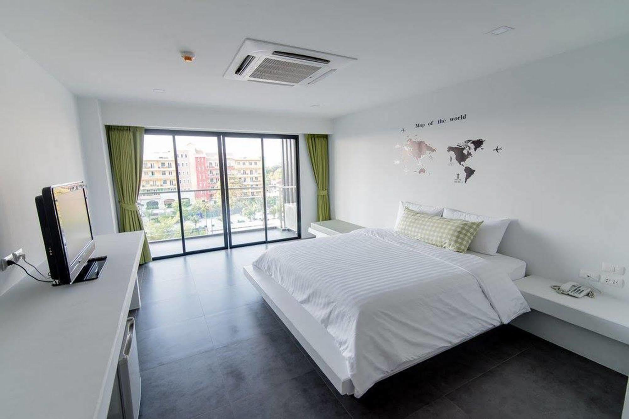 Hotel Panitar Haus Chonburi Exterior foto